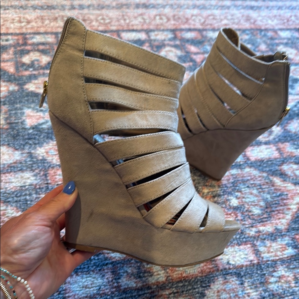 Madden Girl Tan Wedge Sandals with Geometric Straps